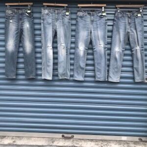 "Ripped" Slim Fit Jeans . Size: 30 x 32 .............. (4) Pair Bundle